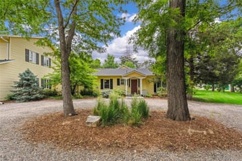 4896 Clarkson St, Englewood, CO 80113