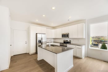 15588 Gilpin Ave, Parker, CO 80134