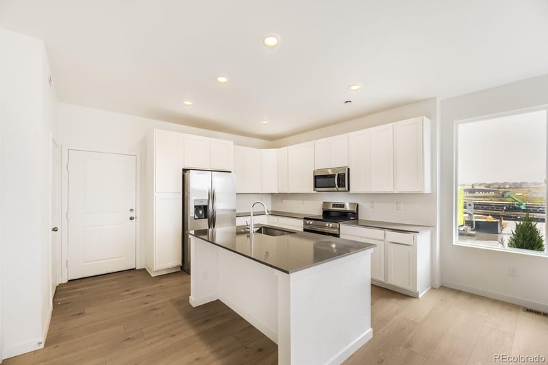 15588 Gilpin Ave, Parker, CO 80134