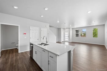 6381 N Malaya St, Aurora, CO 80019