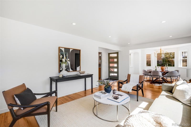2560 Queen St, Lakewood, CO 80215