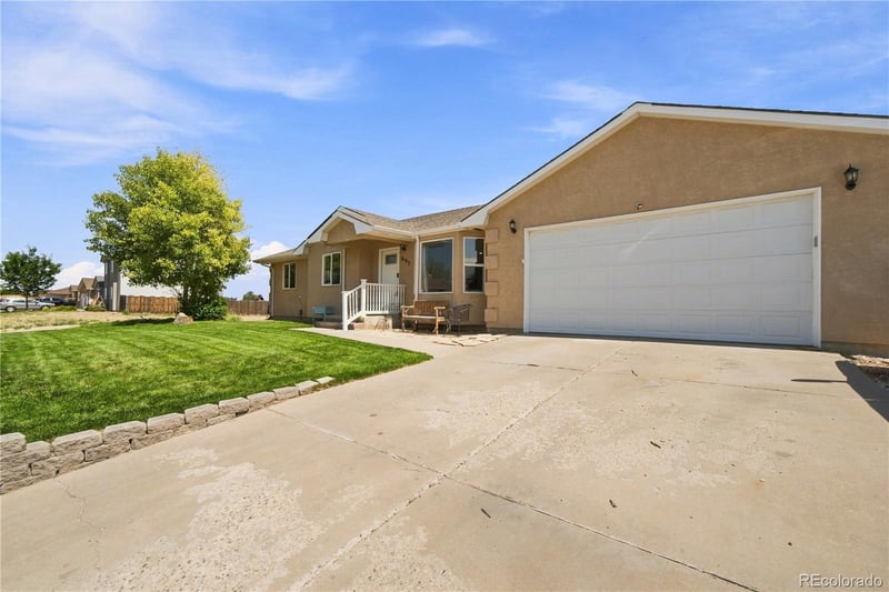 692 S Aguilar Dr, Pueblo West, CO 81007