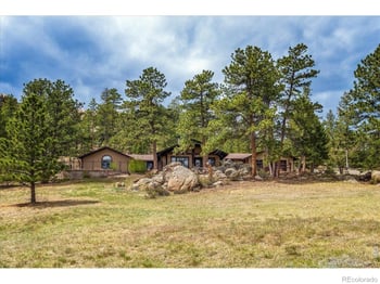 121 Manhead Mountain Dr, Livermore, CO 80536