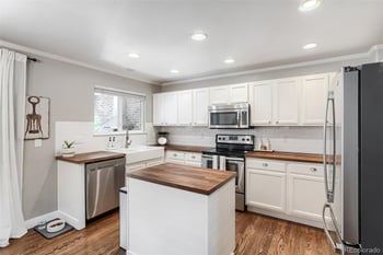 10533 Westcliff Pl, Highlands Ranch, CO 80130