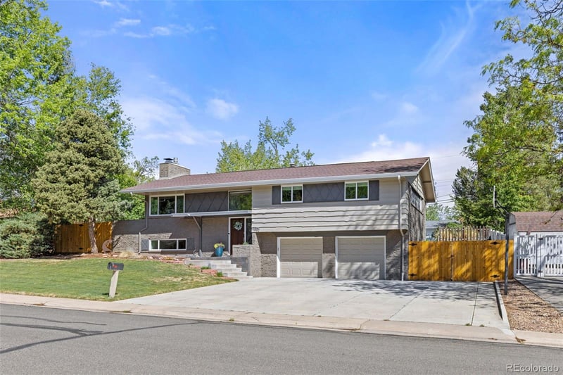 2897 Robb Cir, Lakewood, CO 80215