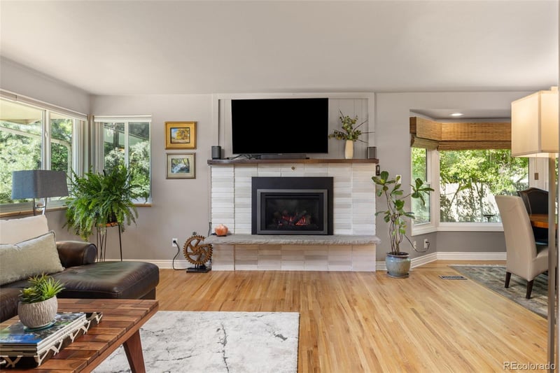 2897 Robb Cir, Lakewood, CO 80215