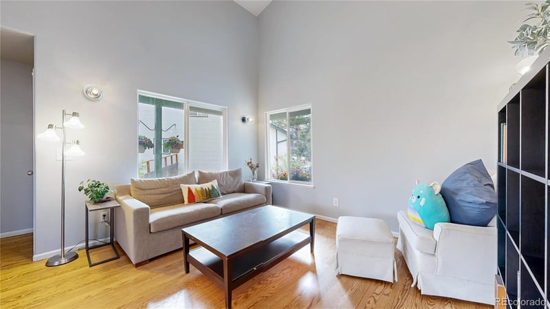 672 Entrada Dr, Golden, CO 80401