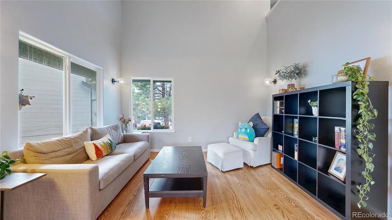 672 Entrada Dr, Golden, CO 80401