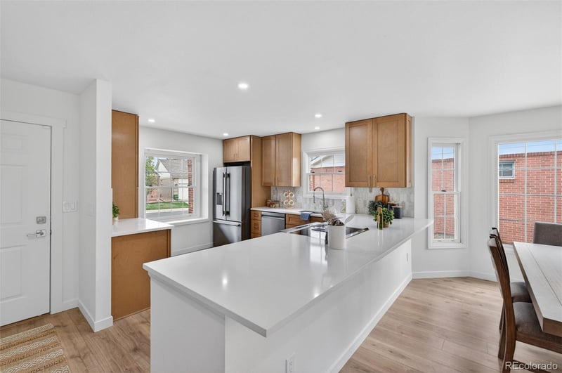 8943 Greenspointe Ln, Highlands Ranch, CO 80130