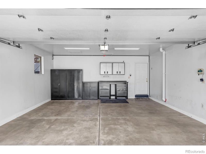 991 Holland Ct, Lakewood, CO 80226