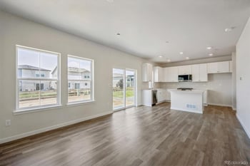 9363 Danube St, Commerce City, CO 80022
