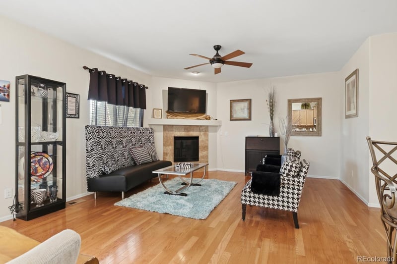 25715 1st Ave, Aurora, CO 80018