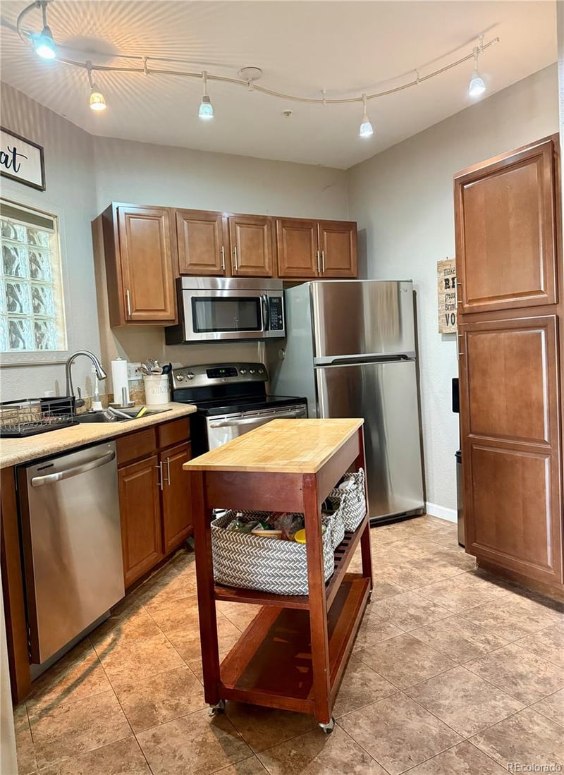 1691 Canal Cir #1117, Littleton, CO 80120