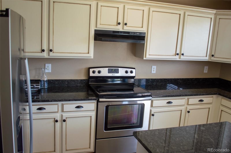 9340 Indore Dr, Littleton, CO 80128