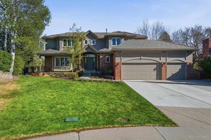 9521 E Maplewood Cir, Greenwood Village, CO 80111
