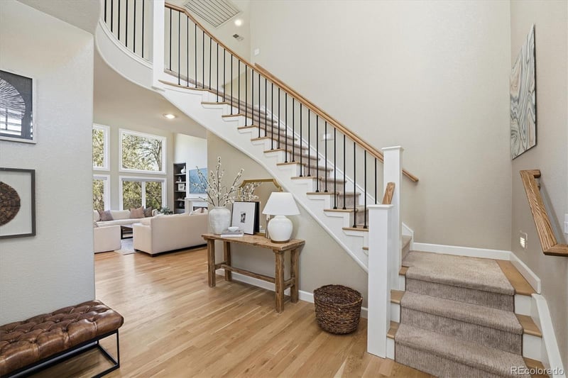 9521 E Maplewood Cir, Greenwood Village, CO 80111