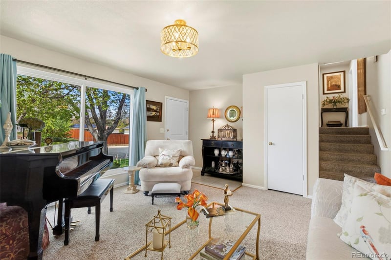 1494 Helena Cir, Aurora, CO 80017