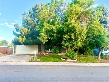 19156 Arizona Pl, Aurora, CO 80017