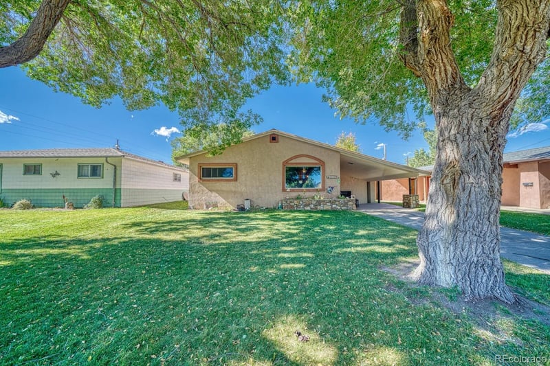 1144 E St, Salida, CO 81201