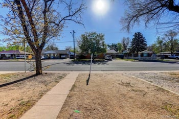 825 Havana St, Aurora, CO 80010