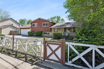 4810 60th Ave, Arvada, CO 80003