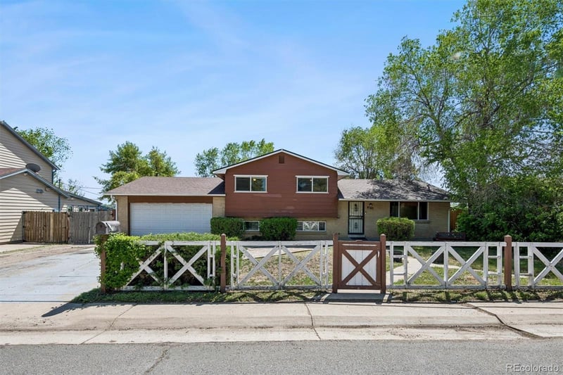 4810 60th Ave, Arvada, CO 80003