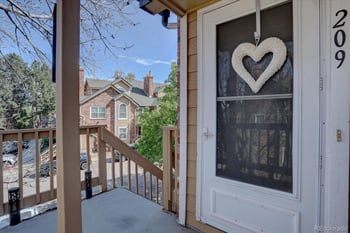 4943 Carson St #209, Aurora, CO 80015