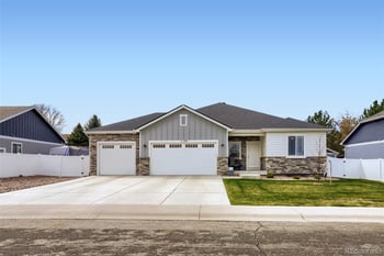 1120 5th St, Johnstown, CO 80534