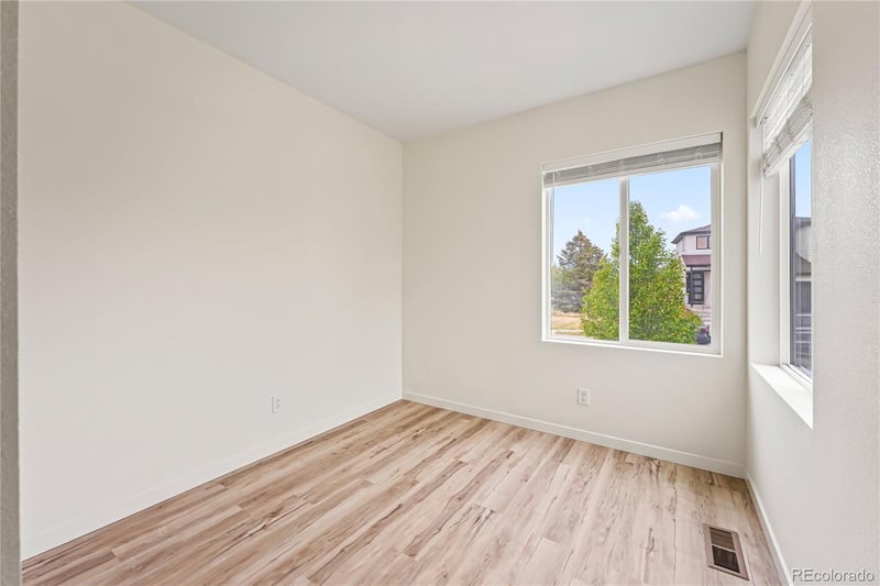 10008 Salida St, Commerce City, CO 80022