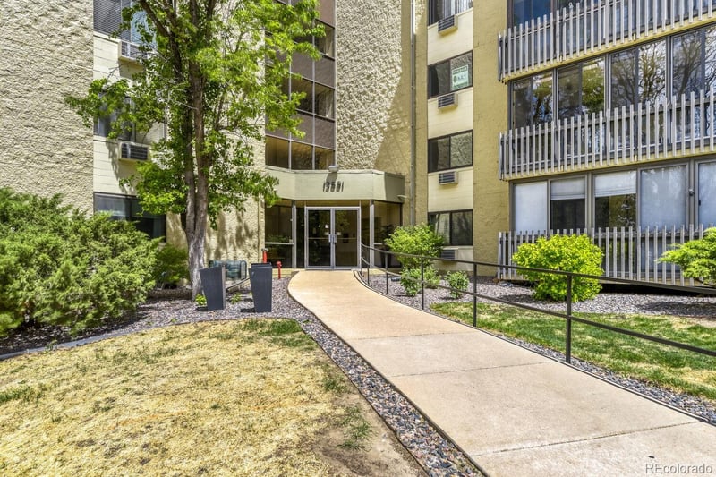 13691 Marina Dr #103, Aurora, CO 80014