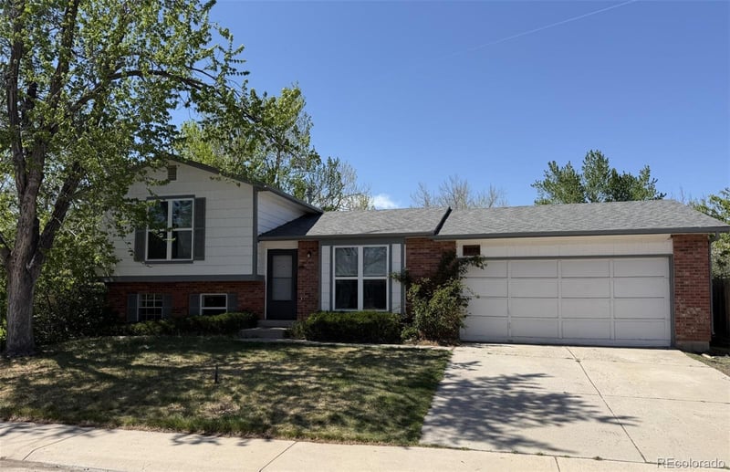 8975 Teton Cir, Littleton, CO 80128