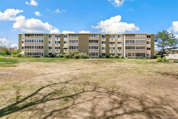 9360 Center Ave #10A, Denver, CO 80247