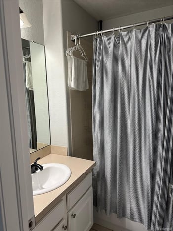 15688 E Mexico Ave, Aurora, CO 80017