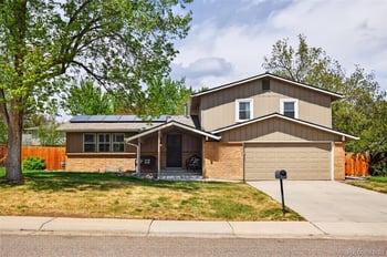 5389 Hinsdale Ave, Littleton, CO 80128