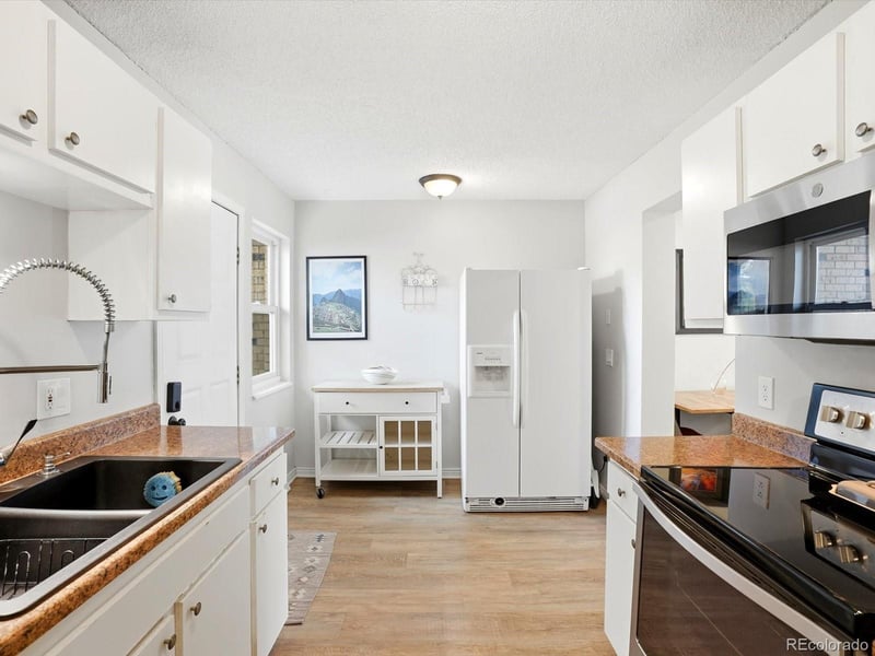1527 S Owens St #12, Denver, CO 80232