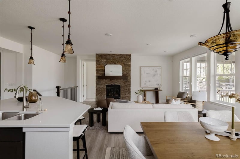 8571 Riviera Ct, Aurora, CO 80016