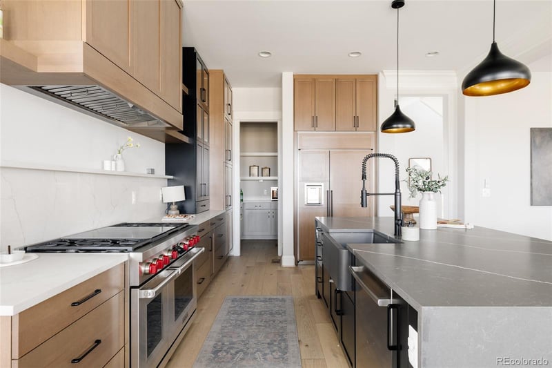 9950 E 63rd Dr, Denver, CO 80238