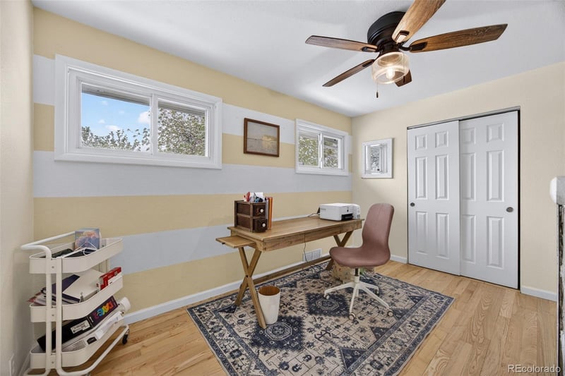 730 Newark St, Aurora, CO 80010