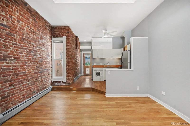 2536 Kensing Ct, Denver, CO 80211