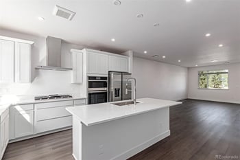 29 Ascent Trl, Englewood, CO 80112