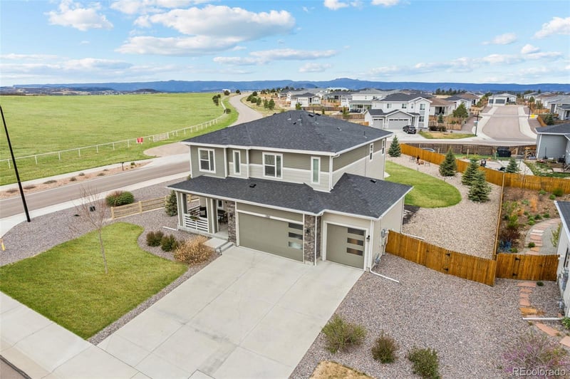 1705 Gareth Ln, Castle Rock, CO 80104