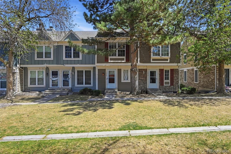 1268 Idalia St, Aurora, CO 80017