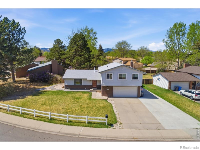 924 Wagonwheel Dr, Fort Collins, CO 80526