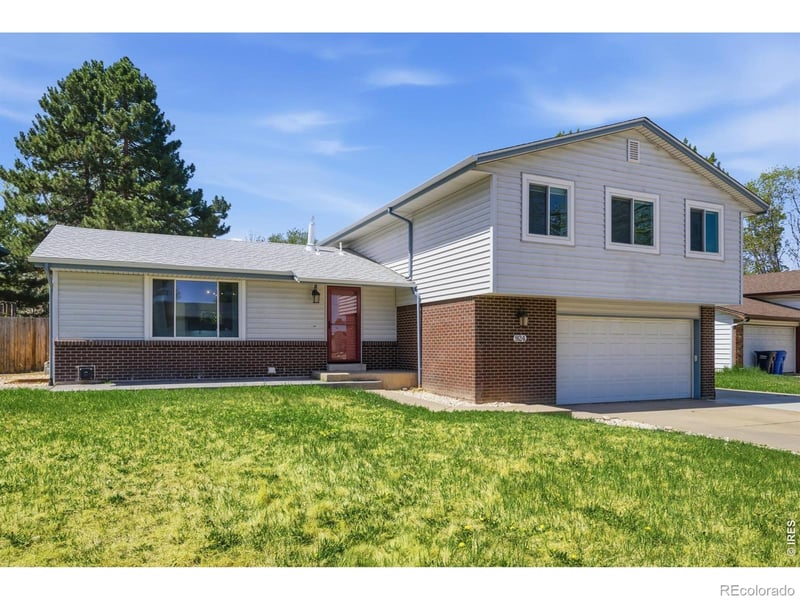 924 Wagonwheel Dr, Fort Collins, CO 80526