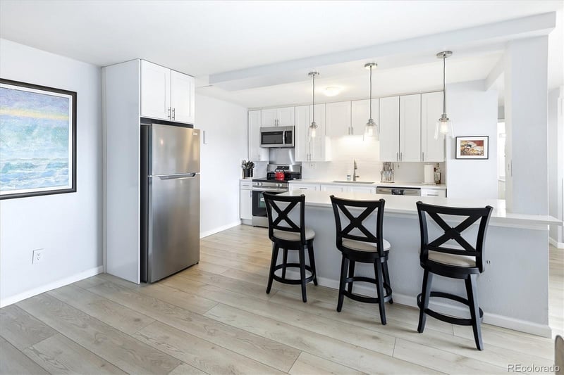 2 Adams #905, Denver, CO 80206