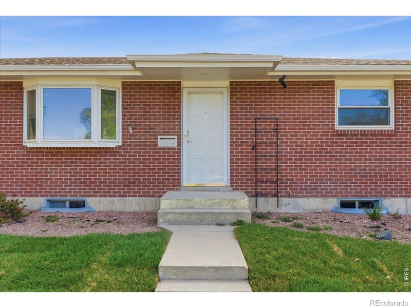 2614 21st Ave Ct, Greeley, CO 80631