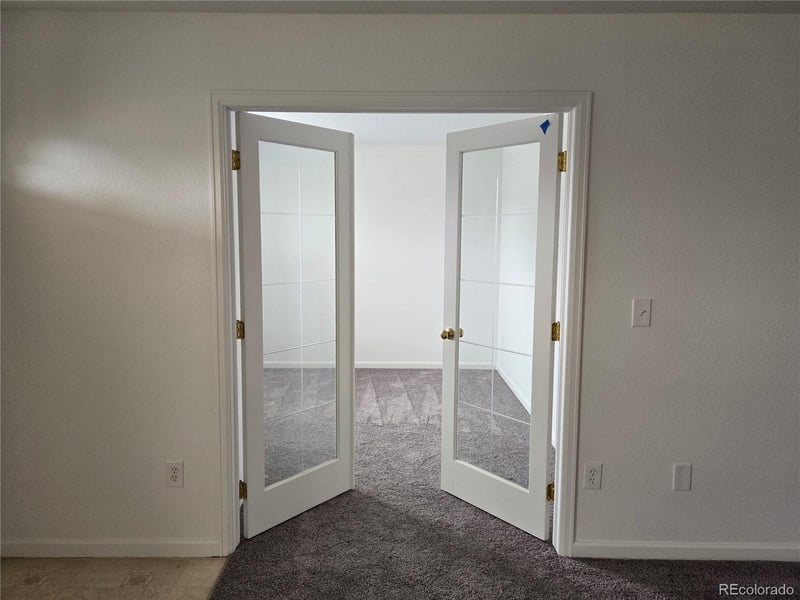 55606 E 28th Pl, Strasburg, CO 80136