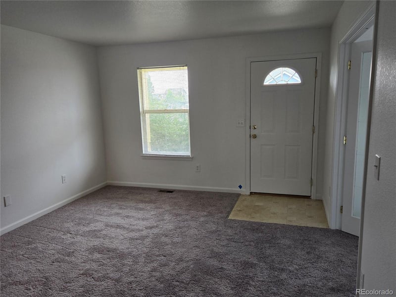 55606 E 28th Pl, Strasburg, CO 80136