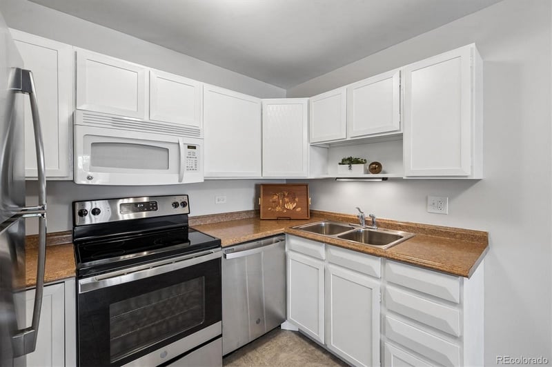 700 Alton Way #6D, Denver, CO 80247