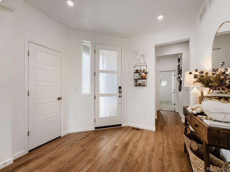 23966 River Front Dr, Aurora, CO 80019